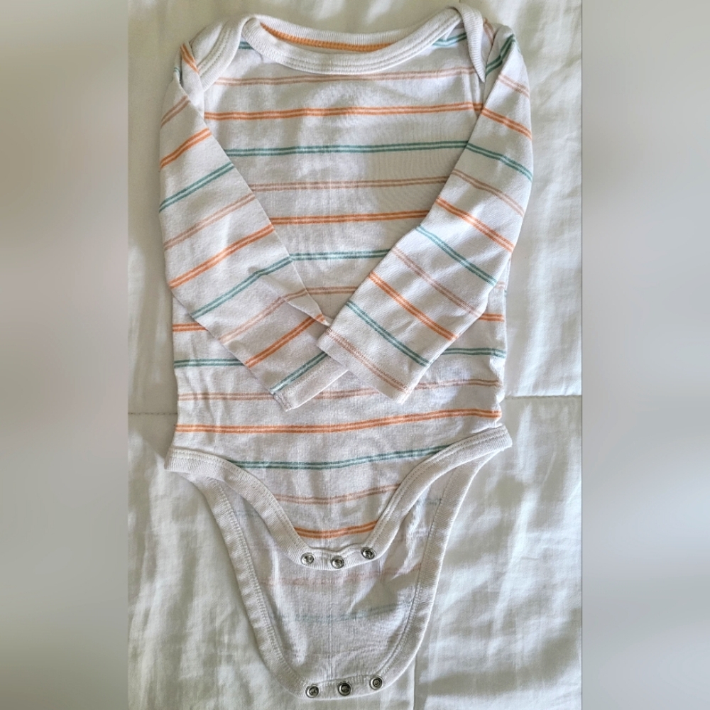 4-Pack Baby Long Sleeved Onesies - Picture 5 of 5